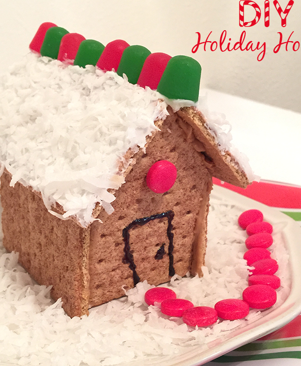 DIY Christmas Graham Cracker Houses & Holiday Baking Recipe