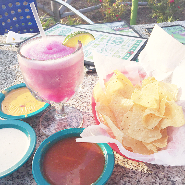 Chuy's nacho bar