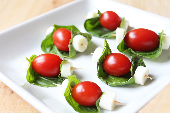 Caprese Salad Skewer Bites Recipe