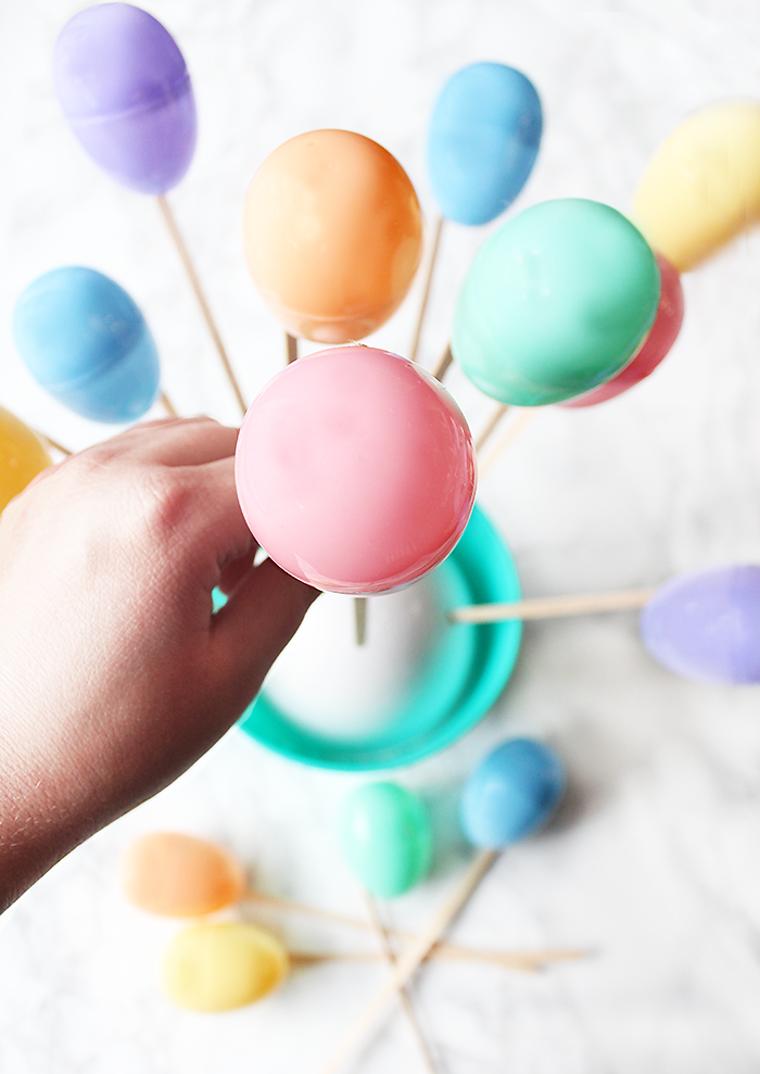 How to Make an Easter Egg Bouquet