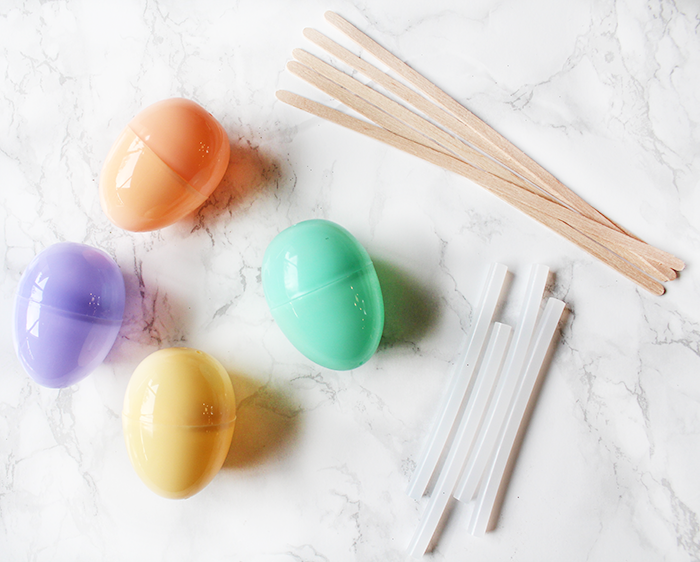 Plastic Easter Egg Crafts: DIY Easter Egg Bouquet