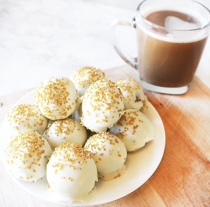 Vanilla Coffee Cake Balls