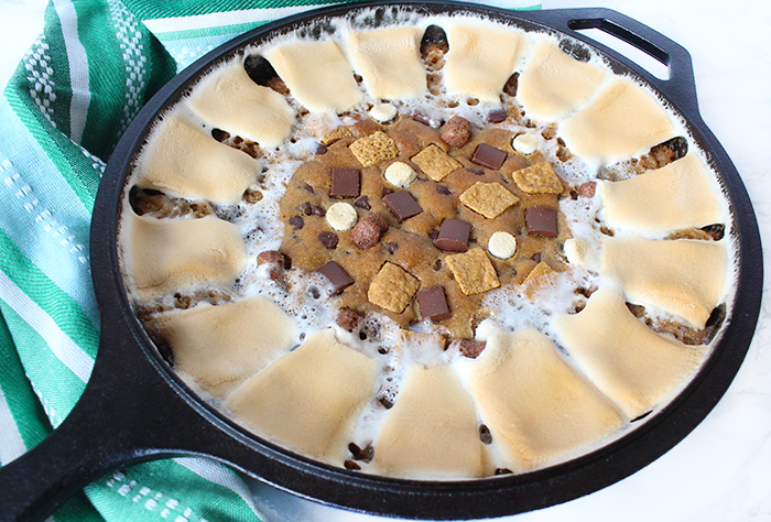 S'mores Skillet Cookie Cake Recipe