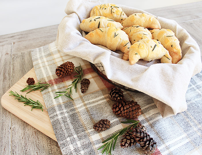 Rosemary Ricotta Crescent Rolls Side Bread Recipe | Pillsbury Crescent Rolls Recipes