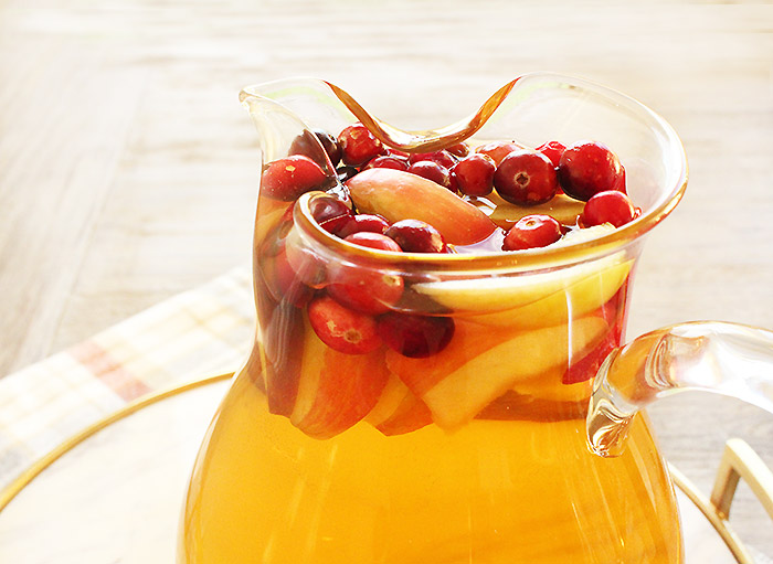 Honeycrisp Apple Sangria Recipe