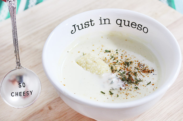 Restaurant Style White Queso Dip