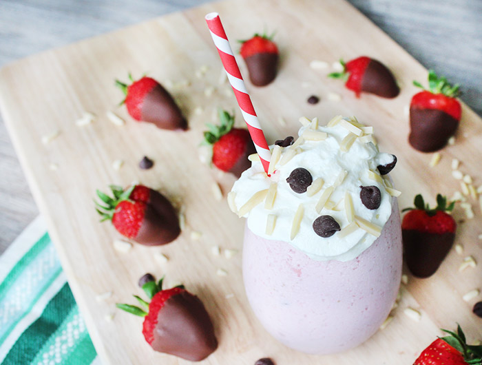 Chocolate Covered Strawberry Almond Shake