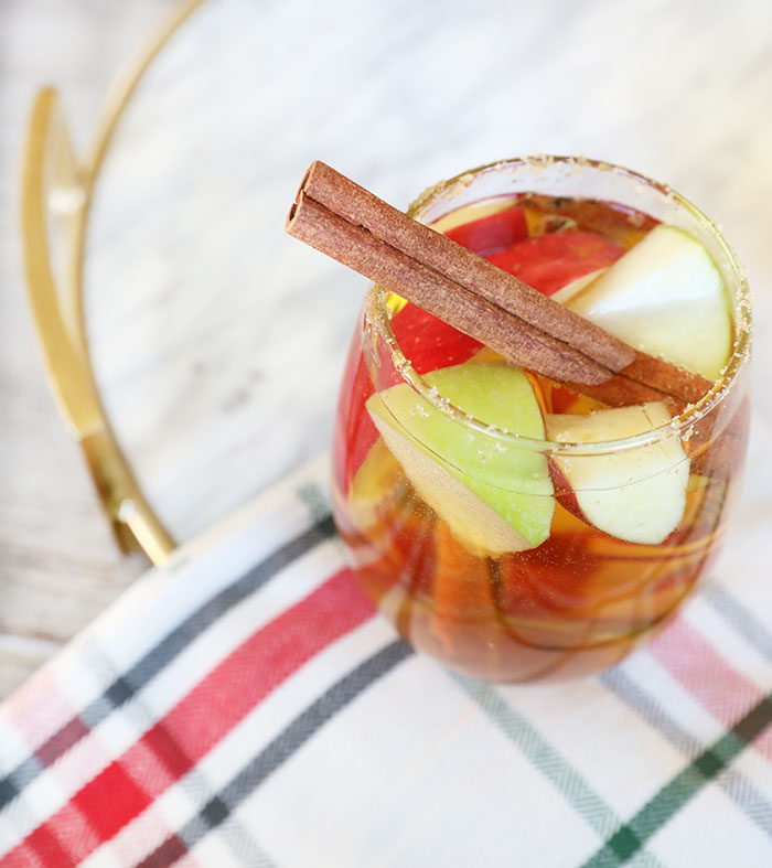 Spiced Apple Sangria Recipe